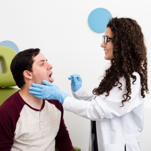 side-view-doctor-examining-patient-throat_23-2148231302